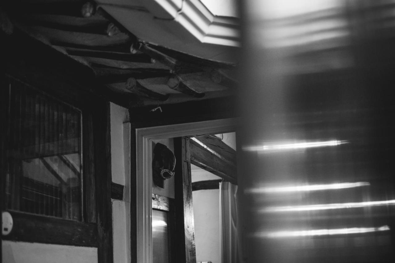 Viva La Vida - Jongno Hanok Private House Seul Exterior foto